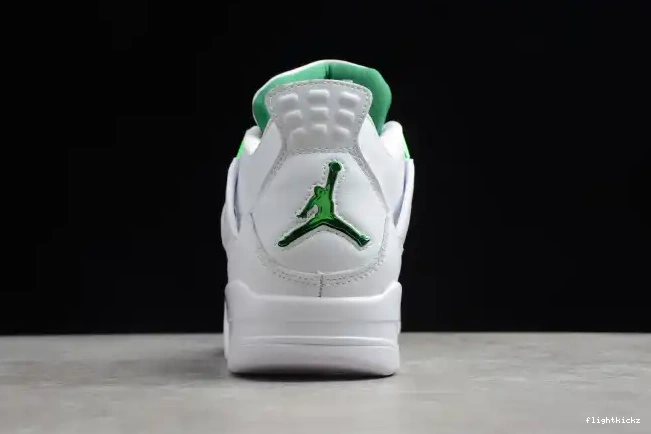 Air CT8527-113 Pine 4 Green Jordan 0510
